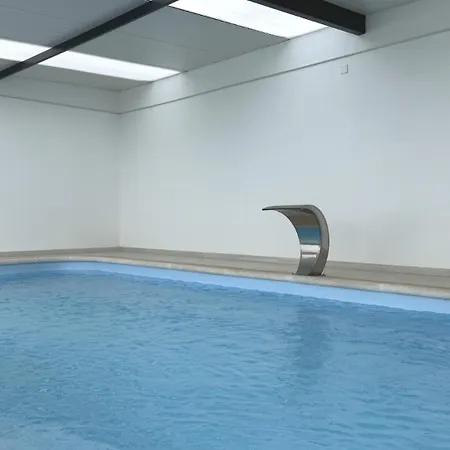 Casa Da Praia, Piscina A Sal, Aquecida E Coberta -praia Da Дом отдыха *