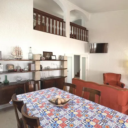 Casa Da Praia, Piscina A Sal, Aquecida E Coberta -praia Da Holiday home *