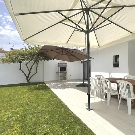 Casa Da Praia, Piscina A Sal, Aquecida E Coberta -praia Da Barra